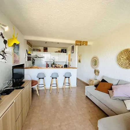 Climatise A Avec 2 Terrasses, Parking Et Proche Plage - Fr-1-63-328 *