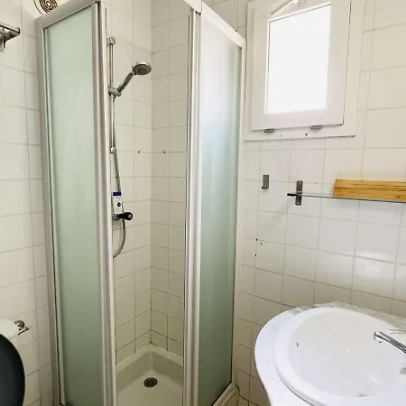 Climatise A Avec 2 Terrasses, Parking Et Proche Plage - Fr-1-63-328 Appartement *